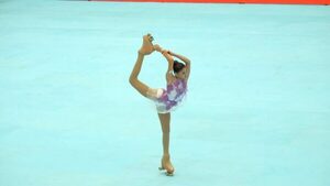 Primeras medallas para patinadoras paraguayas en la SND Arena