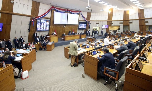 Acuerdan estudiar intervención de los municipios de Loma Grande y Caapucú