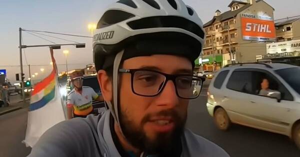 La Nación / De Santa Cruz a Asunción en bicicleta: conoce la travesía de un mochilero colombiano
