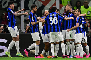 Versus / Un contundente Inter golpeó primero en el clásico ante Milan