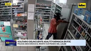 Video: Solitario delincuente asaltó una farmacia en Pedro Juan Caballero - ABC Noticias - ABC Color