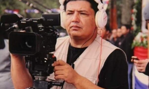 Ordenan captura de camarógrafo por violencia familiar y por apropiarse del auto de su pareja