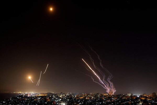 Unos 300 cohetes y 22 palestinos muertos: Israel y palestinos protagonizan jornada de violencia - ADN Digital