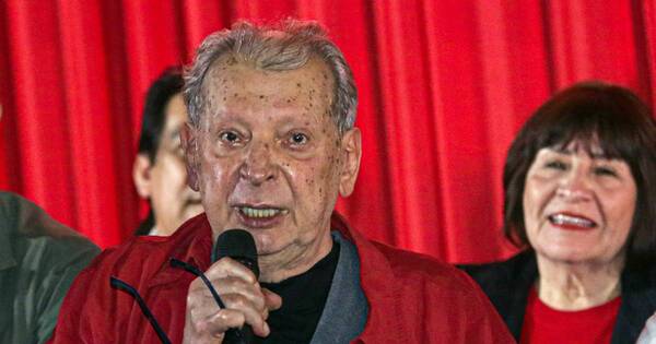 La Nación / Multitudinario homenaje a Kalé y festejo de la Lista 1 en Ypacaraí