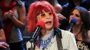 Diario HOY | Cientos se despiden en Sao Paulo de la "reina" del rock brasileño Rita Lee