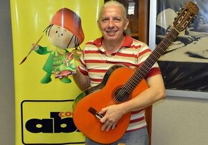 Dani Moreno Vinader presenta su “Bitácora de vuelo” en Casa Karaku - Música - ABC Color