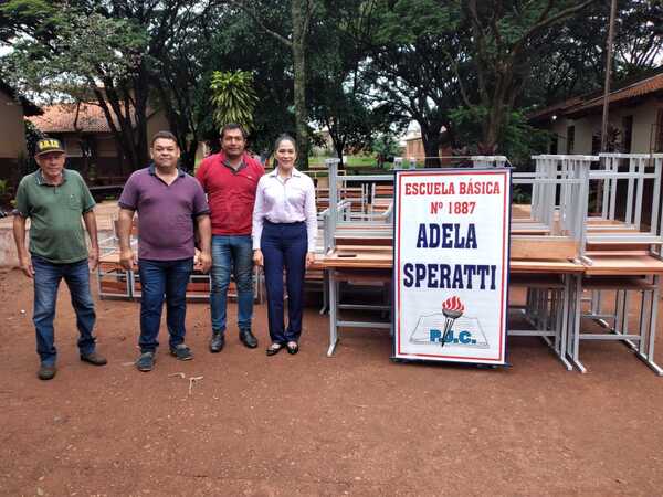 Gobernación de Amambay realiza entrega de muebles a escuelas del departamento - Radio Imperio