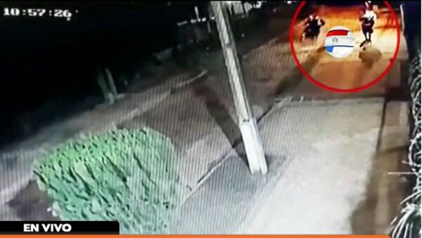 Joven se enfrenta a motochorro armado y evita ser víctima de asalto