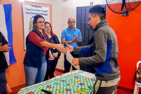 Más de 100 presos culminaron diversos cursos de formación profesional - .::Agencia IP::.