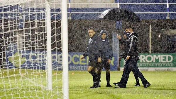 El árbitro del superclásico: “Mis ejemplos a seguir fueron Carlos Amarilla y Carlos Torres” - Superclásico - ABC Color