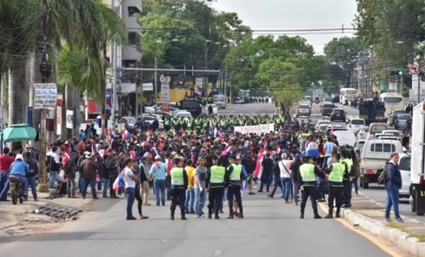 Comerciantes de zona de TSJE registran pérdidas enormes por culpa de manifestantes payistas