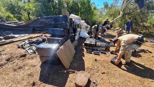 Diario HOY | Detectan centro de acopio de marihuana en zona rural de Caaguazú