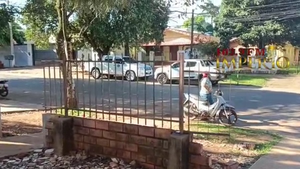 Defensoría de la Niñez rescata a niñas de 3 y 7 años del arroyo Punta Vakapi - Radio Imperio