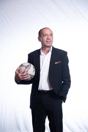 'El fútbol paraguayo es manejado comercial y empresarialmente', crítica Nelson Zelaya