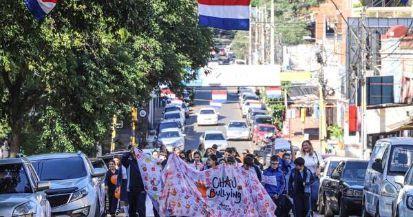 La Nación / Cierran campaña Chau Bullying que concientizó sobre el acoso escolar en Encarnación