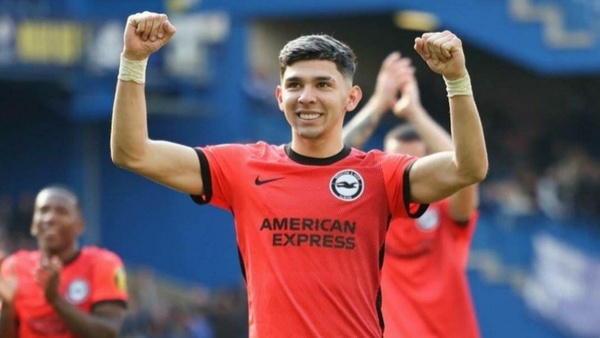 Brighton premia a Julio Enciso por su gran rendimiento | 1000 Noticias