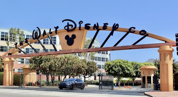 Disney gana 2.550 millones de dólares en 6 meses, un 62% más - Revista PLUS