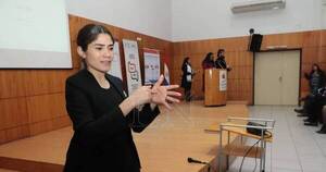 La Nación / Ejecutivo promulgó ley que reglamenta uso y difusión de la lengua de señas paraguaya