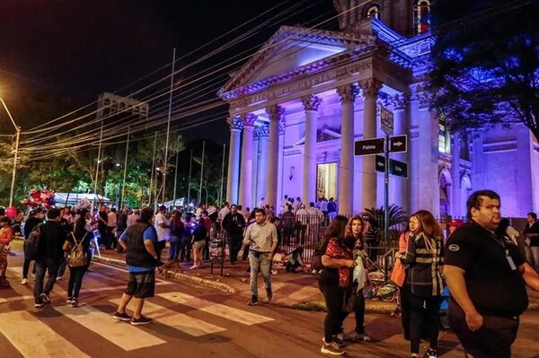 Recorridos, ferias de artesanía y gastronomía dan inicio a festejos patrios - Cultura - ABC Color