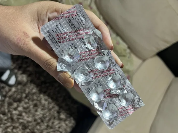 Denuncia contra IPS por una tira vacía de medicamento - Noticiero Paraguay