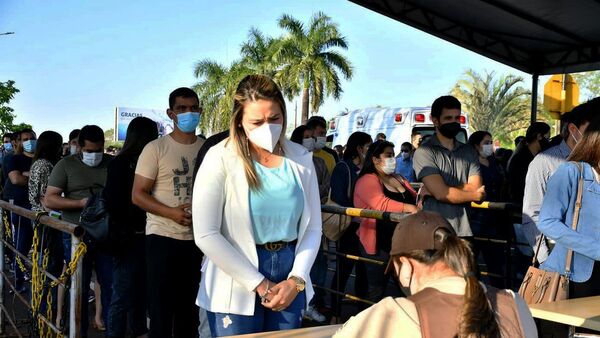 Más de 9.500 postulantes para llenar 220 vacancias en la Itaipú