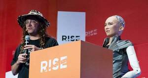 La Nación / La inteligencia artificial podría reemplazar “hasta el 80 %” de los empleos