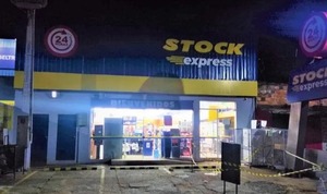 Roban G. 4 millones durante asalto a tienda de 24 horas