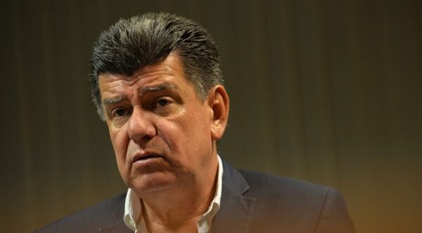 Efraín dejará la presidencia del PLRA, según el vice Fleitas - Noticiero Paraguay