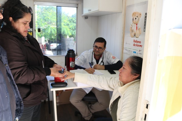 Ciudad Mujer Móvil brindó servicios en Mayor Martínez y hoy está en Alberdi - .::Agencia IP::.