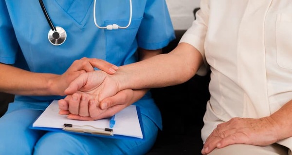 En su Día Internacional, recuerdan que un 48% de las enfermeras no cuenta con seguridad social ni seguro médico - Megacadena — Últimas Noticias de Paraguay