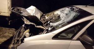 La Nación / Vaca suelta ocasiona grave accidente en Coronel Bogado
