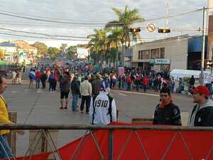 Diario HOY | Niños en protesta cerca del TSJE: "Había adultos con olor a alcohol y marihuana"