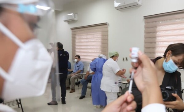 Aumento de casos de covid-19 en el personal de salud