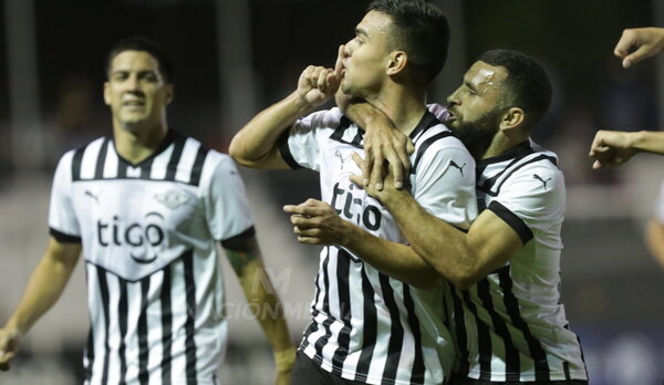 Versus / Libertad se recompone y vuelve a alejarse de Cerro Porteño