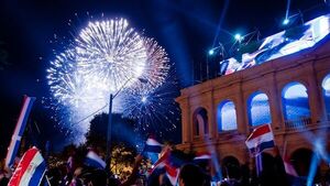 Asunción se llena de coloridos festejos por Días de la Independencia y festejo a las madres