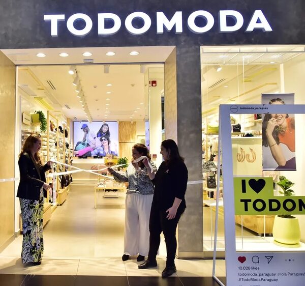 Todomoda se suma a la propuesta de valor del Shopping Mariano - Empresariales - ABC Color