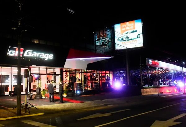 Inauguran el primer GR Garage de Paraguay - Empresariales - ABC Color