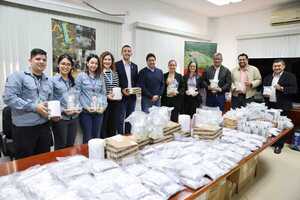 Itaipu entregó insumos de laboratorio para control de calidad de agua a la Erssan - .::Agencia IP::.