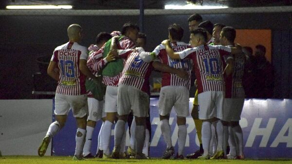 Recoleta y San Lorenzo triunfan en el inicio de una nueva fecha
