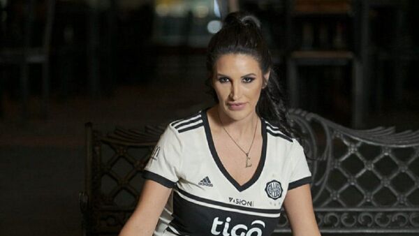 Luana Chamorro he'i que volverá a la cancha "por el bien de Olimpia"