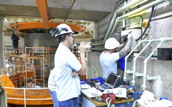 Más de 17.700 personas se postularon para acceder a puestos laborales en Itaipu Binacional - .::Agencia IP::.