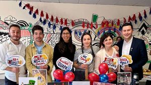 Compatriotas en Irlanda celebran fiestas patrias por segunda vez