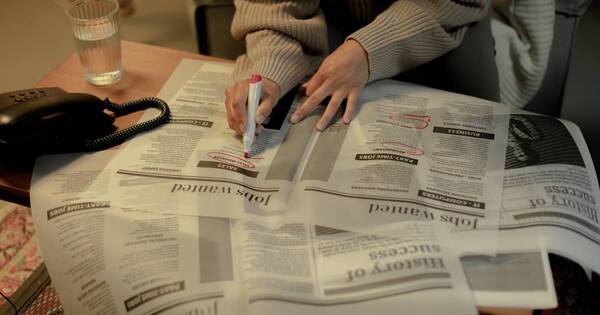La Nación / Desempleo afecta a casi 243.000 personas y 141.000 subempleadas a marzo