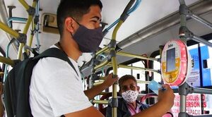 Diario HOY | Estudiantes y autoridades del Transporte debaten sobre la tarjeta estudiantil