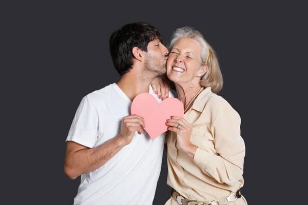 Diario HOY | Amor Vs. Edad: Por qué algunos hombres eligen a las 'mayorcitas'