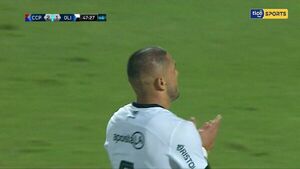 La felicitación de Richard Ortiz a Jean Paulo Fernandes
