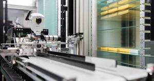 La Nación / Industria farmacéutica podrá automatizar gestión con un robot