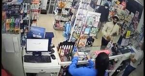 La Nación / Tras investigación, detienen a joven que asaltó la misma farmacia tres veces en Luque