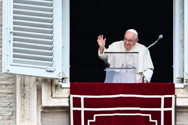 El papa pide que la tregua se haga estable y cesen las armas entre israelíes y palestinos - Mundo - ABC Color