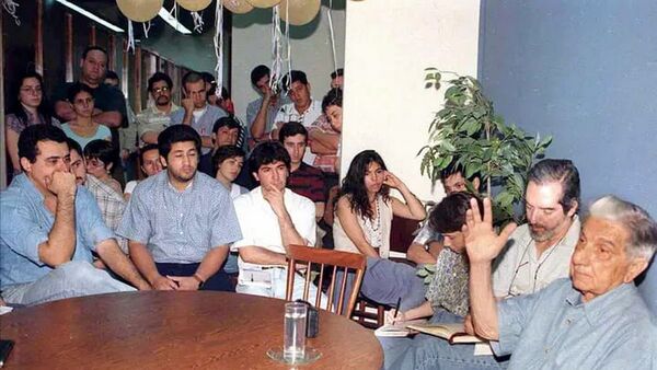 50 años de ÚH: El rol periodístico desde la experiencia de Roa Bastos